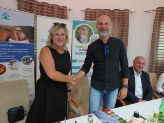 Popisan ugovor sa češkim turoperaterom Travel Family